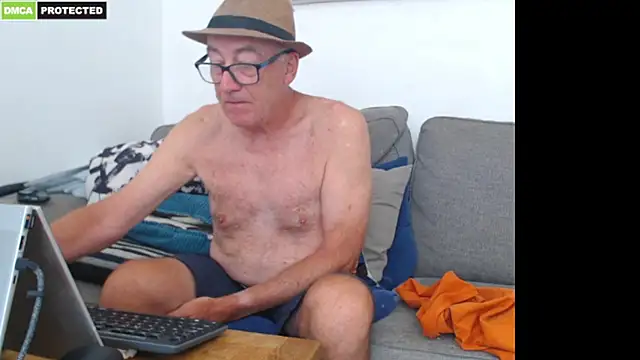 bluedae1 Webcam Show