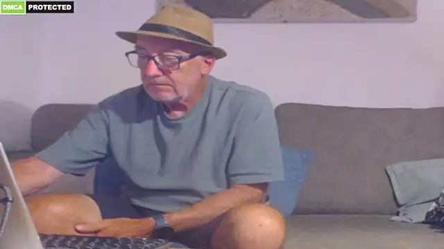 bluedae1's Webcam Show
