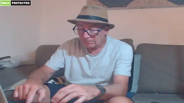 bluedae1's Webcam Show