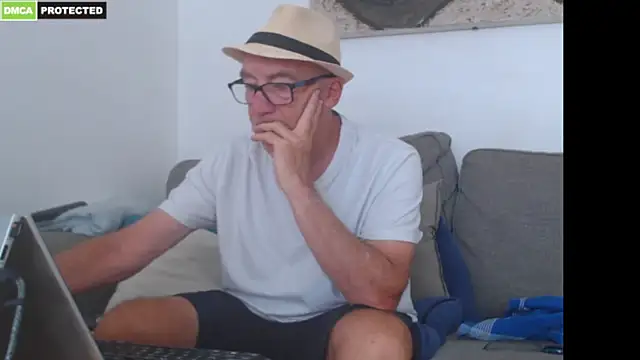 bluedae1's Webcam Show