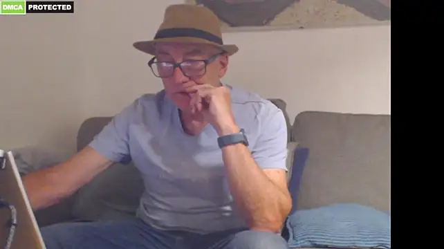 bluedae1 Show Webcam