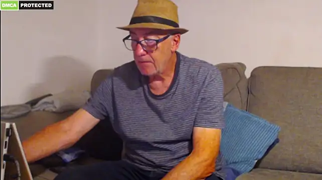 bluedae1 Webcam Show