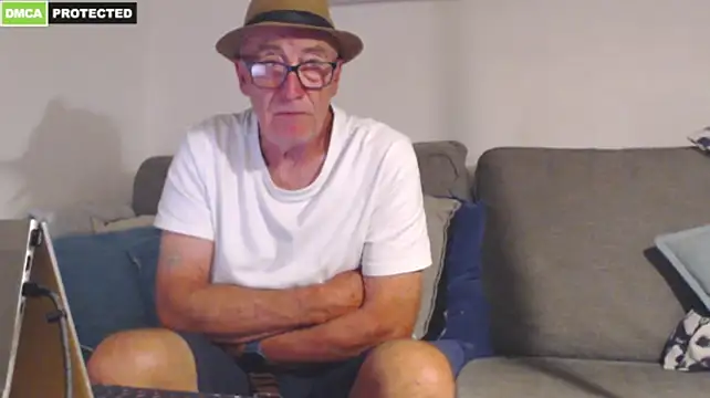 bluedae1 webcam show