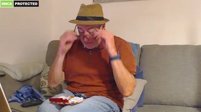 הופעת וובקאם של bluedae1