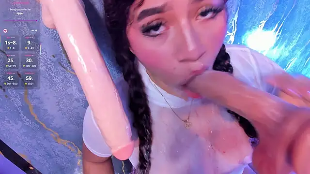 mia_cataleiya Show Webcam