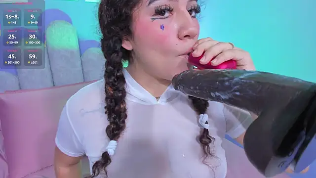 mia_cataleiya Show in webcam