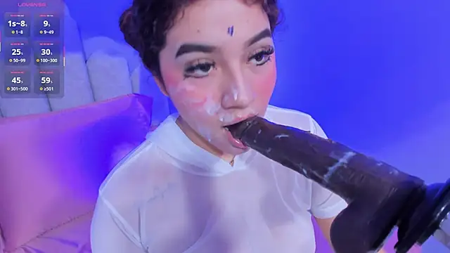 mia_cataleiya Show in webcam