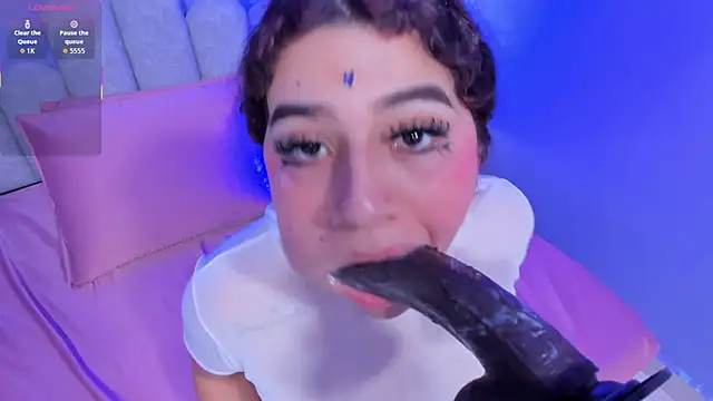 Pokazy przed kamerką – mia_cataleiya