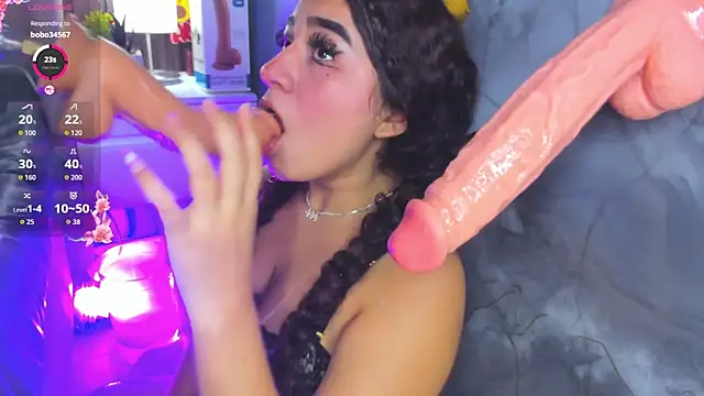 mia_cataleiya Show Webcam