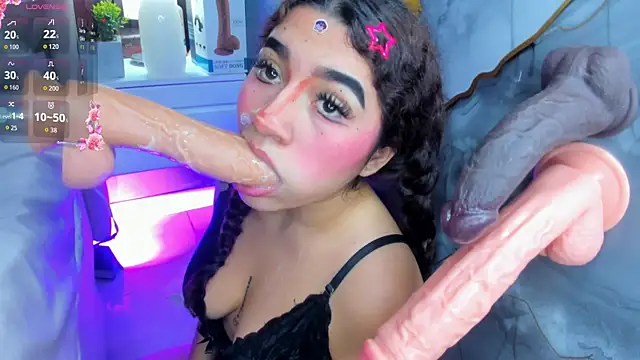 little_valentinaa Adlı Modelin Web Kamerası Şovu