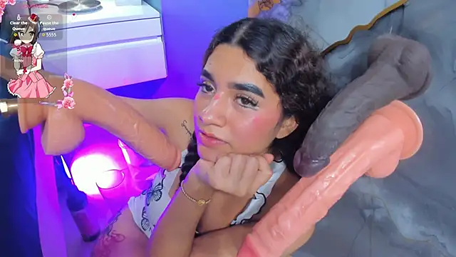 little_valentinaa Pertunjukan Webcam