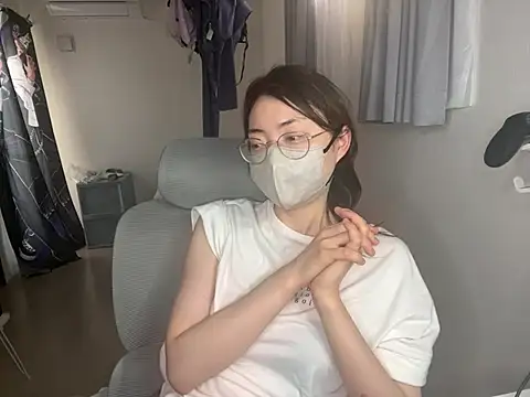 naginagisan 即時 XXX 聊天