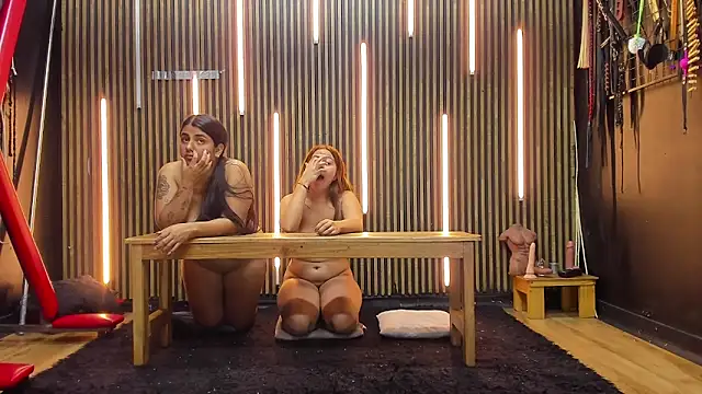 VantablackBDSMShow_ Show Webcam