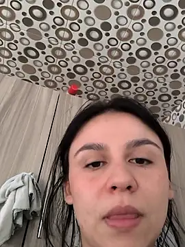 Daniela-rosee Chat XXX in diretta