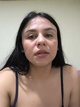 Daniela-rosee Obrolan Langsung XXX