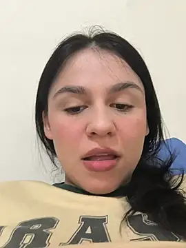 Daniela-roseen Live XXX chat