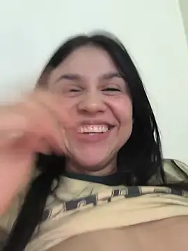 Chat +18 de Daniela-rosee ao vivo