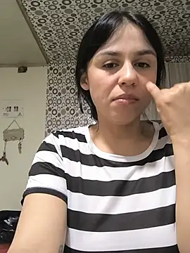 Daniela-rosee Live XXX-chat