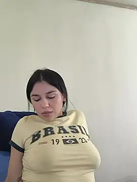 Chat XXX en directo de Daniela-rosee