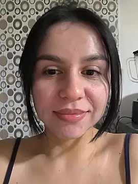 Daniela-rosee Chat XXX in diretta