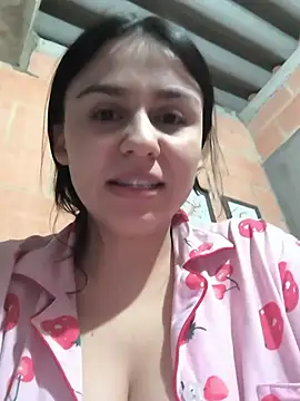 Daniela-rosee Chat XXX in diretta
