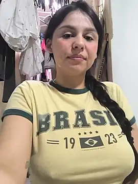 Chat +18 de Daniela-rosee ao vivo