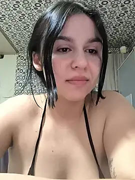 Daniela-rosee Chat XXX in diretta