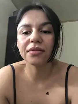 XXX chat uživo modela Daniela-rosee