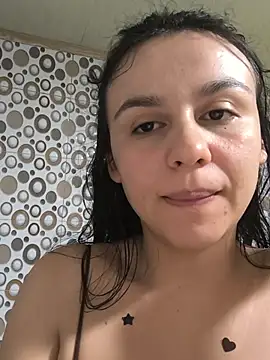 Daniela-rosee Show in webcam