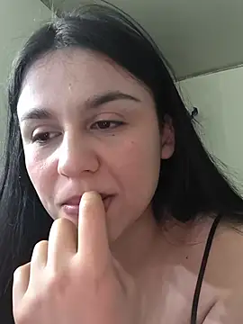 Chat +18 de Daniela-rosee ao vivo