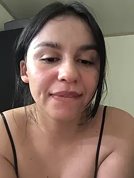 Chat XXX en directo de Daniela-rosee