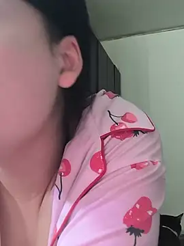 Chat +18 de Daniela-rosee ao vivo
