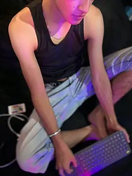 Živá chatovací místnost Boyxcock7