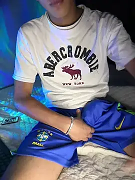 Boyxcock7 网络视讯表演