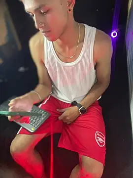 Boyxcock7 网络视讯表演