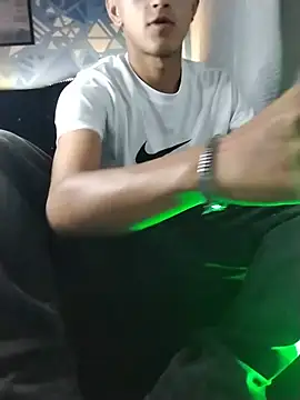 Webkamerová show Boyxcock7
