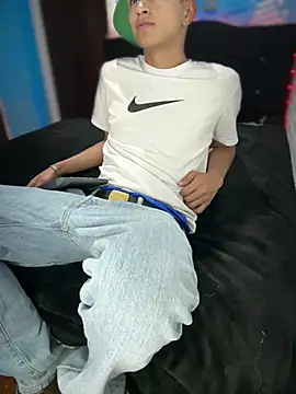 Boyxcock7のウェブカメラショー