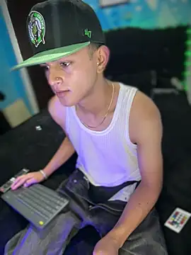 Boyxcock7 Show Webcam