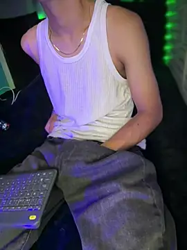 Show modela Boyxcock7 na web-kameri