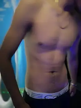 Boyxcock7 网络视讯表演