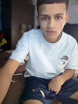 Boyxcock7 Adlı Modelin Web Kamerası Şovu