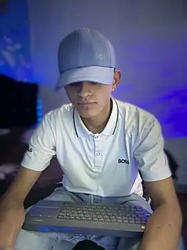 Show modela Boyxcock7 na web-kameri