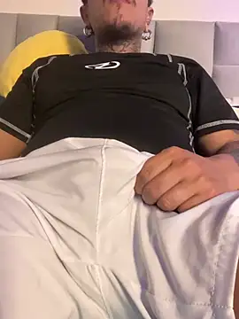 Maxpower777n Webbikameraesitys