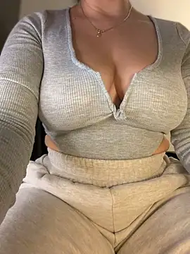 Chat +18 de natalysweet05 ao vivo