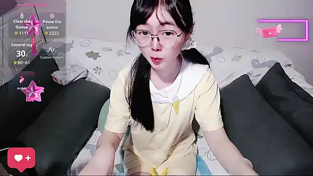 baby-yaya20 网络视讯表演