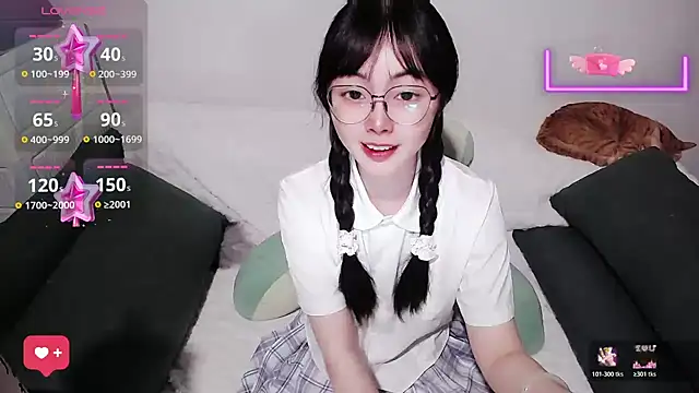 baby-yaya20 在線直播表演