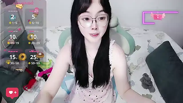baby-yaya20's Webcam Show