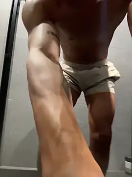 gooodboiii 现场XXX聊天