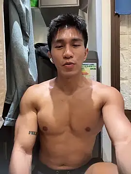 Show modela gooodboiii na web-kameri
