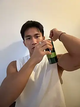Show modela gooodboiii na web-kameri